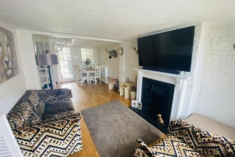 39 Windmill Street, Bushey Heath, Bushey, WD23 1NB