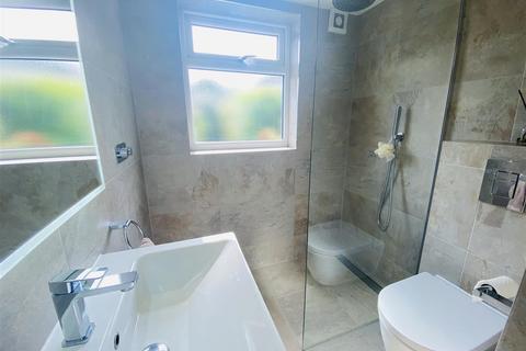 39 Windmill Street, Bushey Heath, Bushey, WD23 1NB