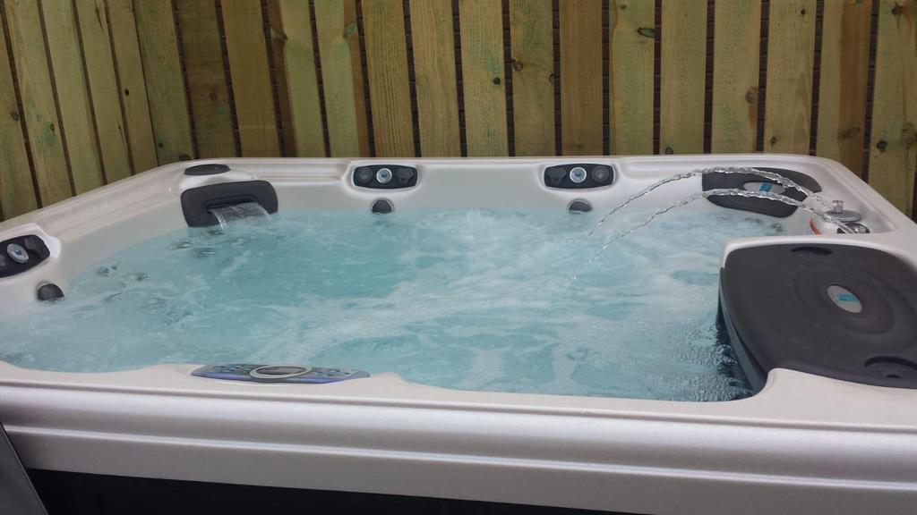 Hot tub.jpg