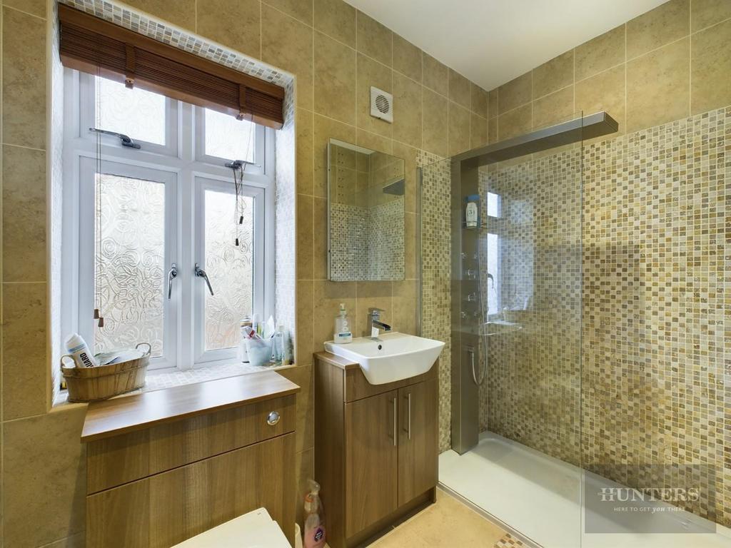 En Suite 2