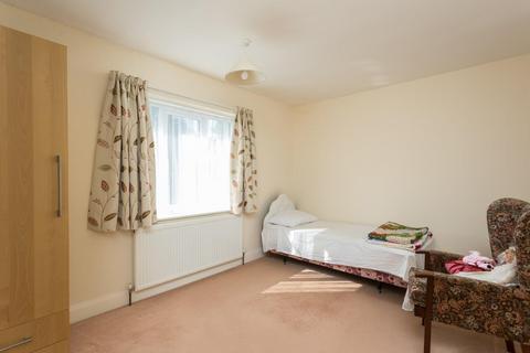 23 Abbots Road, Selby, YO8 8AS