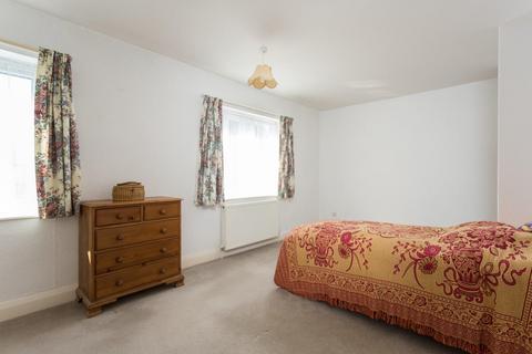 23 Abbots Road, Selby, YO8 8AS