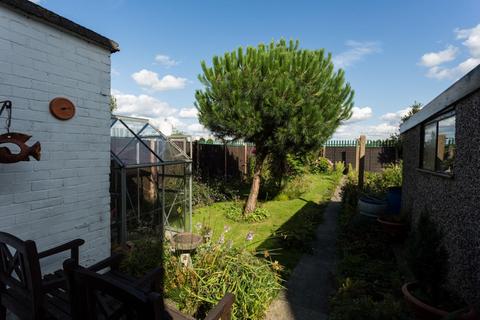 23 Abbots Road, Selby, YO8 8AS