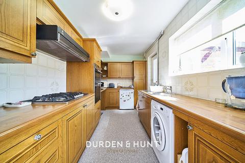 58 Cripsey Avenue, Ongar, CM5 0AU