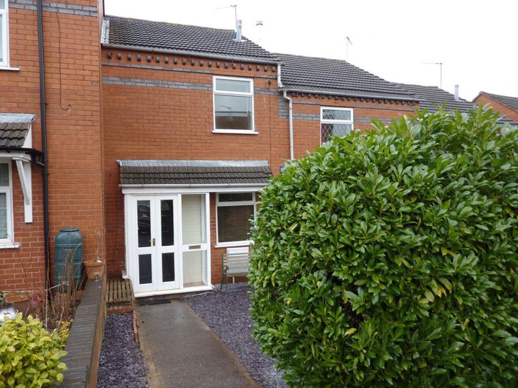 Prospect Gardens, Stourbridge 2 bed terraced house £700 pcm (£162 pw)