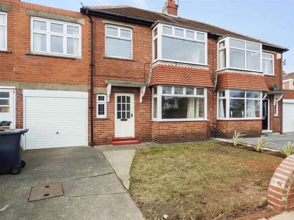 Hartington Road, Cullercoats 4 bed semidetached house £1,100 pcm (£254 pw)
