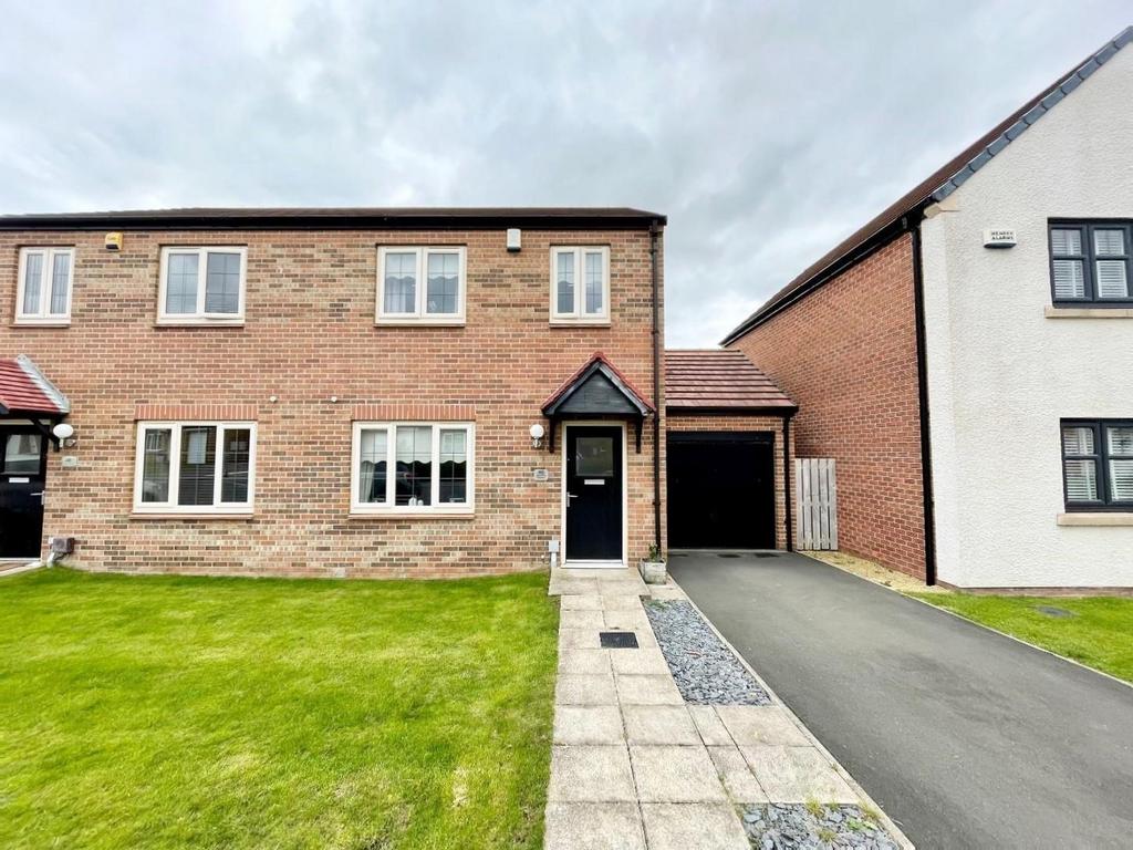 Celandine Gardens, Cuthbert, Hartlepool 3 bed semidetached