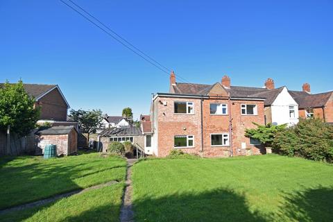 4 bedroom property with land for sale - 122 Stourbridge Road, Fairfield, Worcestershire, B61 9LZ