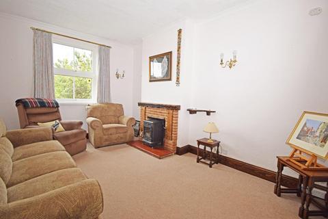 4 bedroom property with land for sale, 122 Stourbridge Road, Fairfield, Worcestershire, B61 9LZ