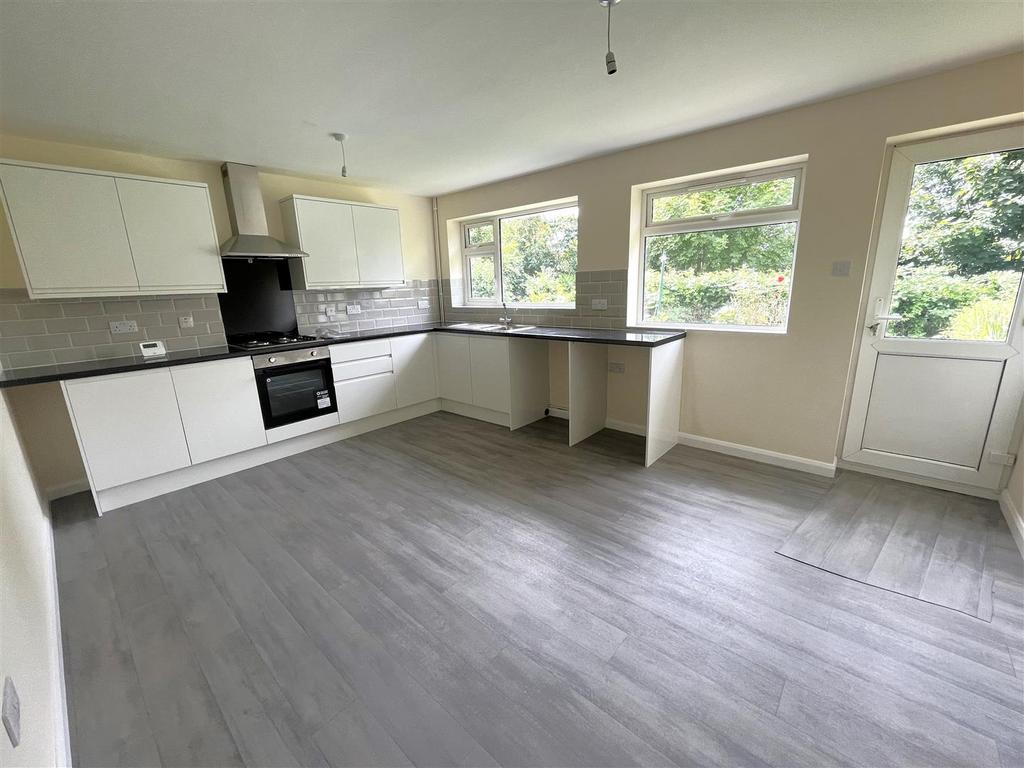 Hillside Avenue, SuttonOnSea 4 bed detached bungalow for sale £275,000