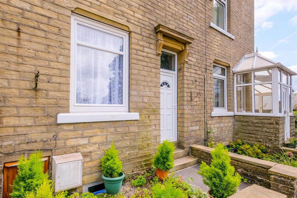 West View Terrace, Bradshaw, Halifax 3 bed terraced house for sale £