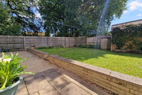 27 Byfords Road, Huntley, Gloucester, GL19 3EL