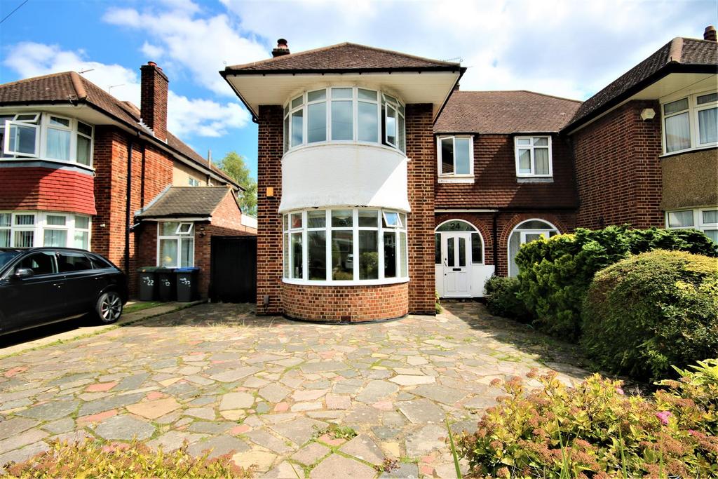 Sheringham Avenue, Oakwood, N14 3 bed house for sale £830,000
