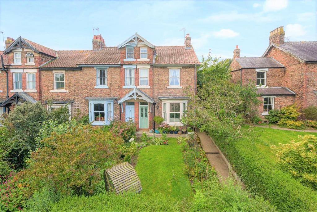 The Terrace, Kirby Hill, Boroughbridge, York 3 bed terraced house for