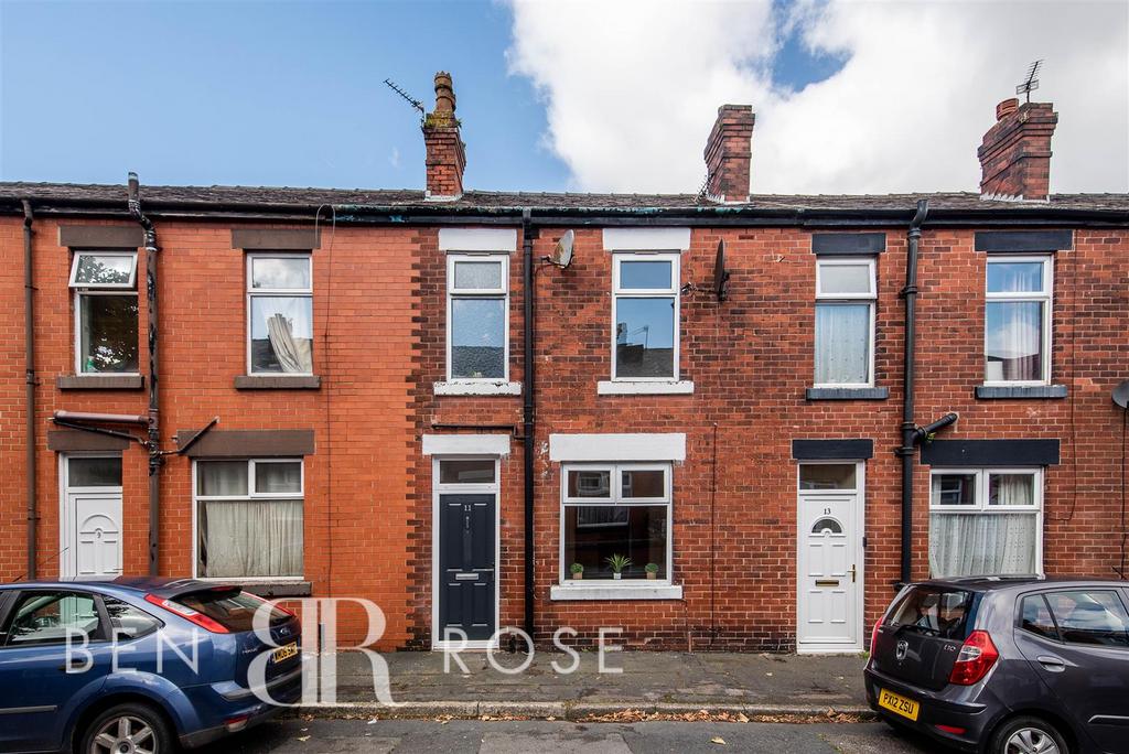 Longton Street, Chorley 2 bed house £750 pcm (£173 pw)