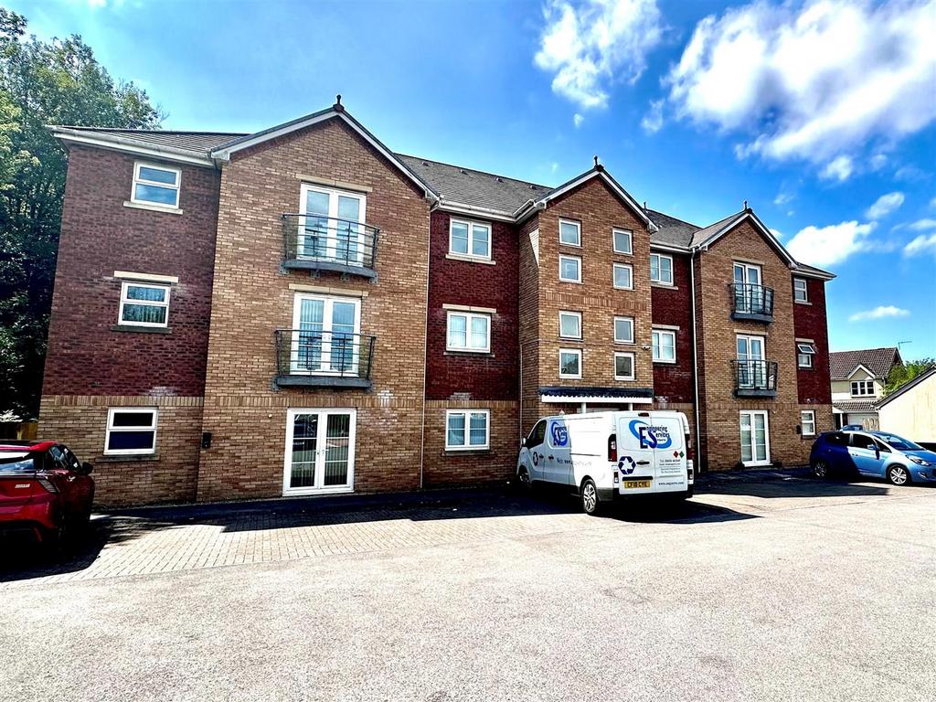 Maes Dewi Pritchard, Brackla, Bridgend County Borough, CF31 2ET 2 bed