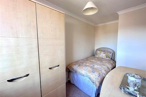 21 Bishopswood, Brackla, Bridgend, CF31 2LU