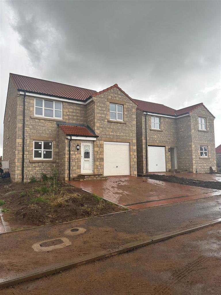 Copper Beech Court, Goldstone, BerwickUponTweed 4 bed detached house