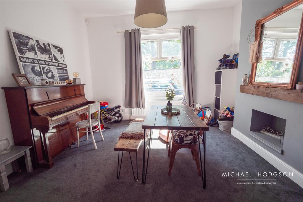 Kitchener Terrace, Grangetown, Sunderland 3 bed cottage for sale £115,000