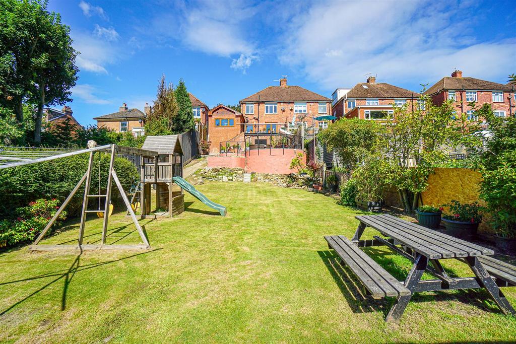 Old London Road, Hastings 3 bed semidetached house for sale £390,000