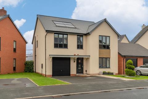 5 bedroom detached house for sale, Emerald Place, Bishops Cleeve, Cheltenham, GL52