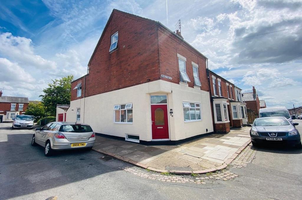 Monks Park Road, Abington, Northampton NN1 3 bed end of terrace house