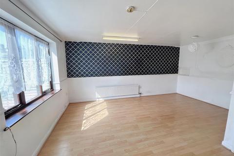 3 bedroom terraced house for sale, Mafeking Road, Canning Town