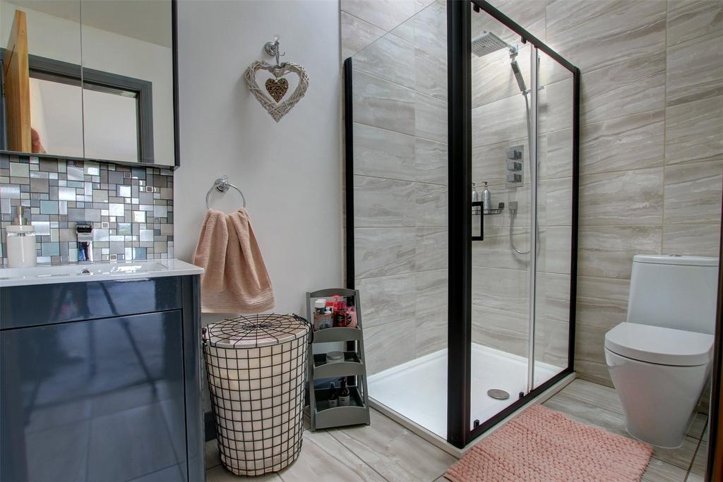Ensuite