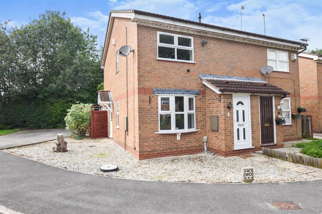 Oakfield Court, Hull 3 bed semidetached house for sale £150,000