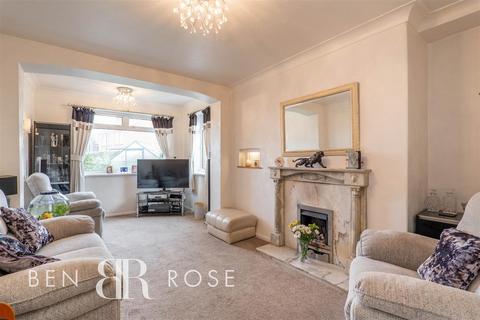 3 bedroom semi-detached house for sale, Brownedge Road, Lostock Hall, Preston