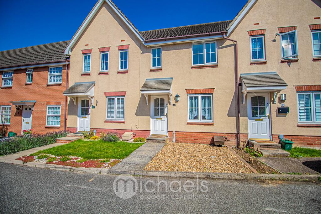 Gulls Croft, Braintree, CM7 2 bed terraced house £275,000
