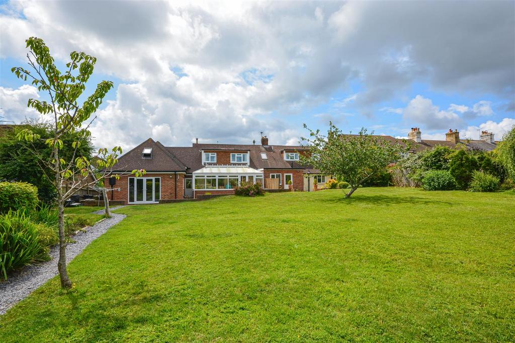 Hastings Road, Battle 6 bed house for sale £675,000