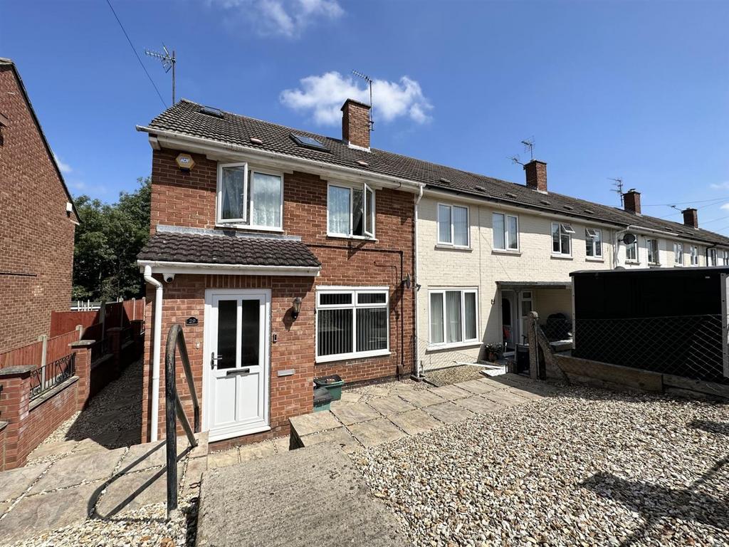 Wells Road, Barnwood, Gloucester 3 bed end of terrace house for sale