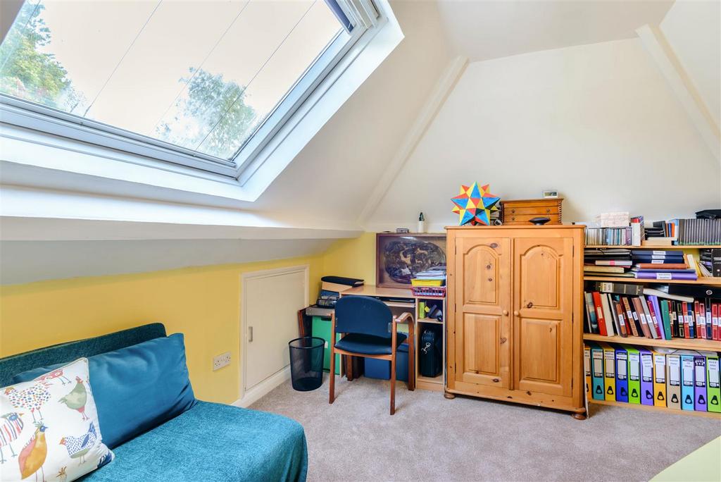 Bedroom 4/Office