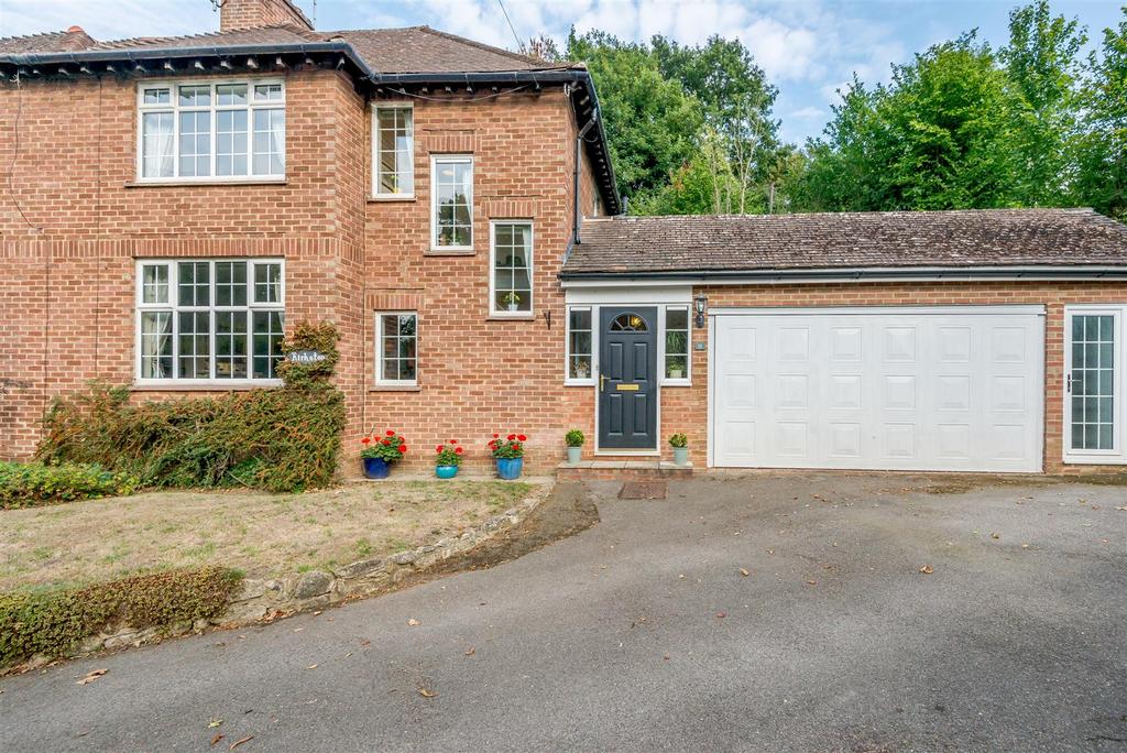 Driveway to Front