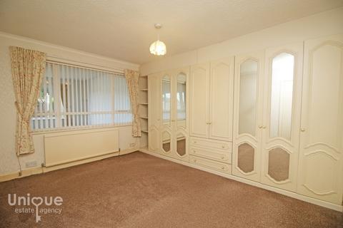 15 Berwick Avenue, Thornton-cleveleys, FY5 2JT