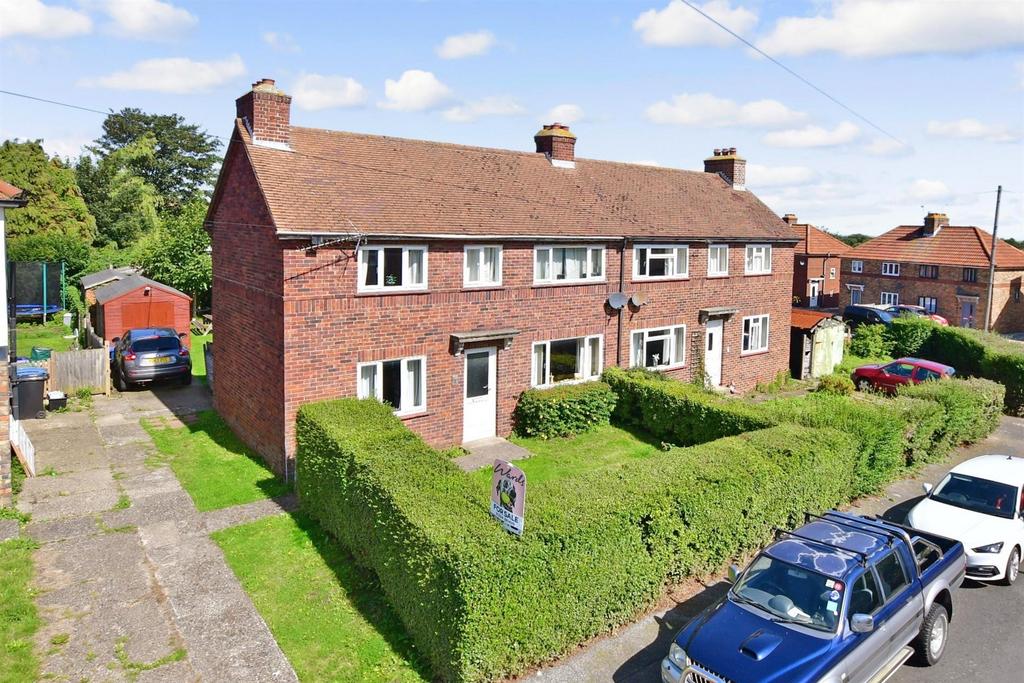 Frederick Road, Deal, Kent 3 bed semidetached house for sale £240,000