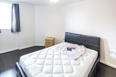 1 bedroom apartment to rent - The Junction, Slough