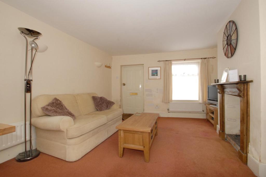 Kings End, Bicester, OX26 2 bed townhouse to rent £1,300 pcm (£300 pw)