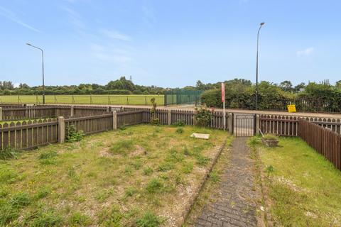 64 Queensway, Grimsby, DN37 9AZ