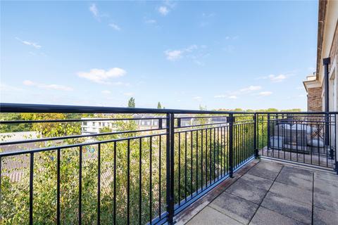 1 bedroom flat for sale, Carnwath Road, Fulham, London