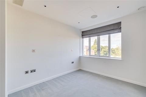 1 bedroom flat for sale, Carnwath Road, Fulham, London