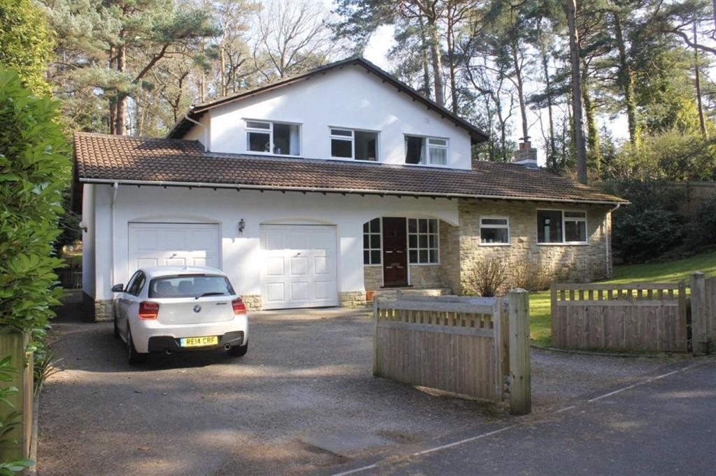 Laurel Drive, Broadstone, Dorset, BH18 8LJ 4 bed detached house £650,000