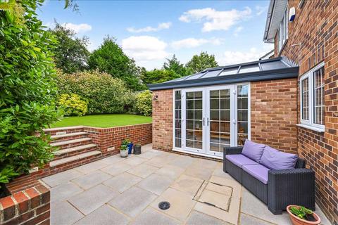 5 Grenadier Close, Locks Heath, Southampton, SO31 6UE