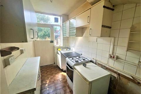 141 Downderry Road, Bromley, BR1 5QE