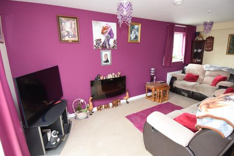 19 Antrobus Road, Amesbury, Salisbury, SP4 7NT