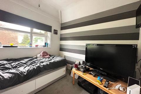 41 Sheffield Drive, Romford, RM3 9YH