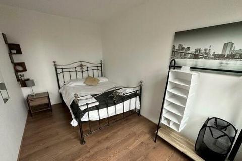 2 bedroom flat for sale - St. Katharines Way, London E1W