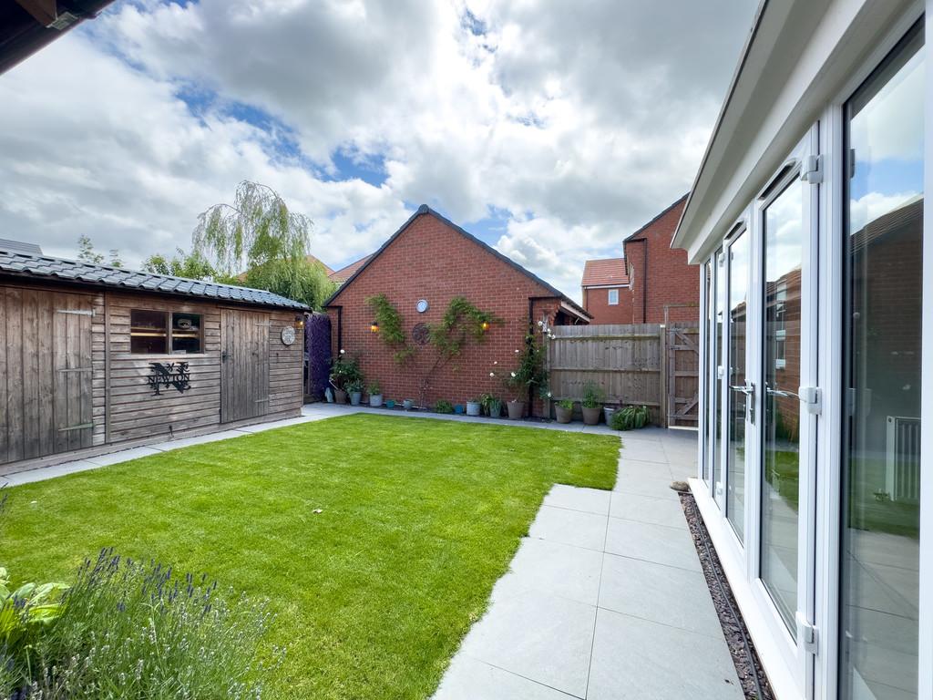 Rear Garden2