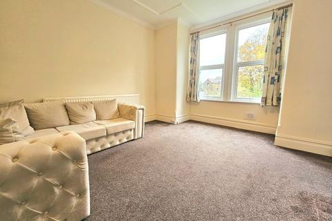 1 bedroom flat to rent, Cunningham Park, Harrow